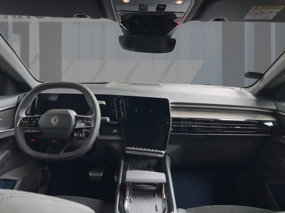 Atelier Alpine Plug-in Hybrid 300 4x4